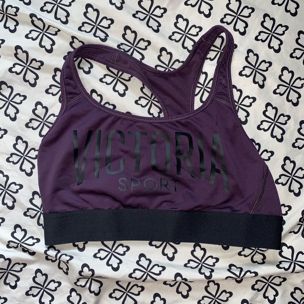 Cute racer back Victoria Secret Sports Bra size M